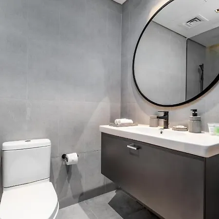 Waves Holiday Homes - 15 Northside, Tower 1, Two Bedroom دبي المظهر الخارجي الصورة