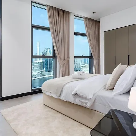 Waves Holiday Homes - 15 Northside, Tower 1, Two Bedroom دبي المظهر الخارجي الصورة