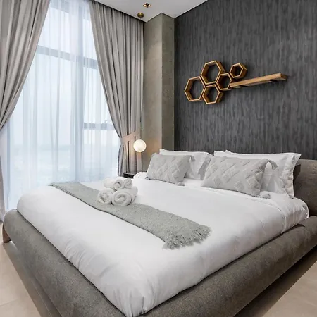 Waves Holiday Homes - 15 Northside, Tower 1, Two Bedroom دبي المظهر الخارجي الصورة